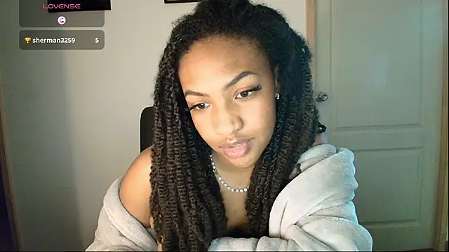 im alivys  online show from 06-23-26, 12:52