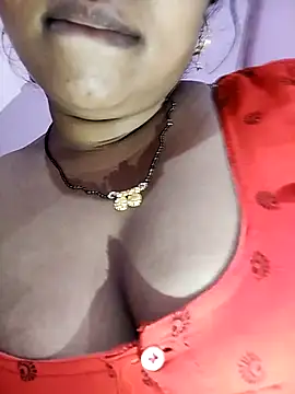 Snapshot of Something_61 chatting on 10-16-25, 04:52 Something 61 online show from 10-16-25, 04:52