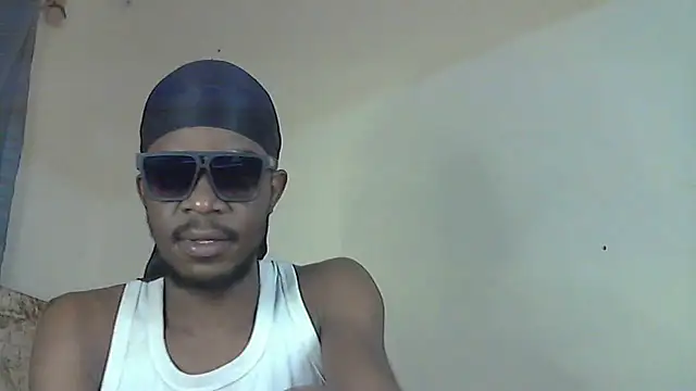 Snapshot of BIGDICKMULLAH chatting on 09-13-25, 05:24 BIGDICKMULLAH online show from 09-13-25, 05:24