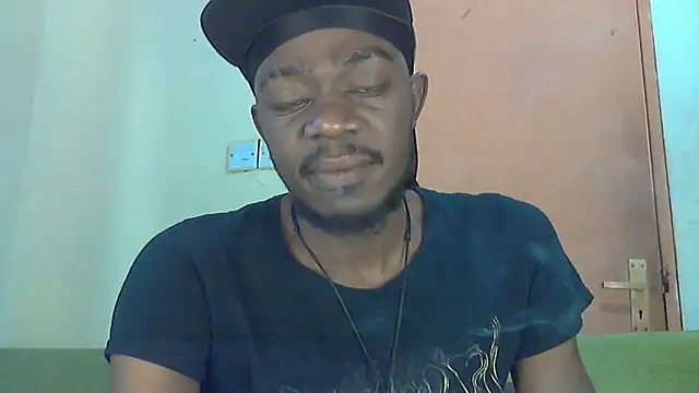 Snapshot of BIGDICKMULLAH chatting on 10-07-25, 06:21 BIGDICKMULLAH online show from 10-07-25, 06:21