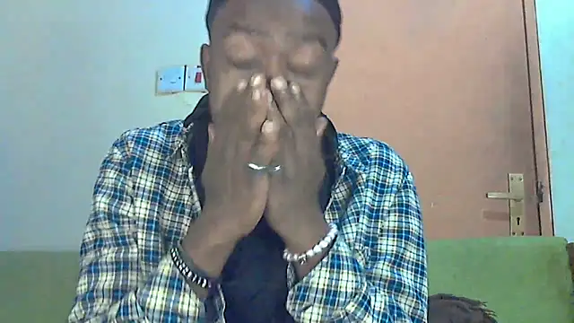 Snapshot of BIGDICKMULLAH chatting on 10-12-25, 02:10 BIGDICKMULLAH online show from 10-12-25, 02:10