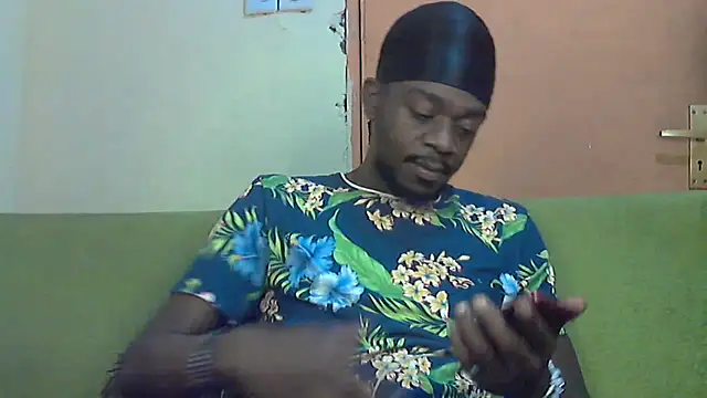 Snapshot of BIGDICKMULLAH chatting on 10-16-25, 07:48 BIGDICKMULLAH online show from 10-16-25, 07:48