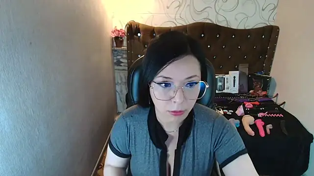 HannaCarrter online show from 05-15-26, 10:55