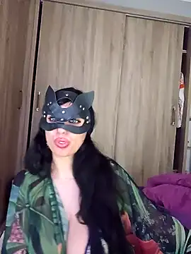 Snapshot of Zeina2024 chatting on 03-01-25, 11:37 Zeina2024 online show from 03-01-25, 11:37