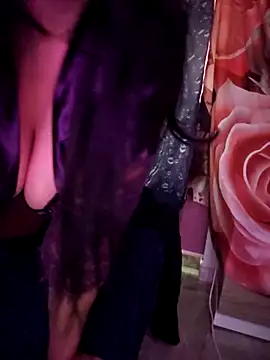 Snapshot of Zeina2024 chatting on 11-08-25, 05:40 Zeina2024 online show from 11-08-25, 05:40