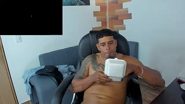 Snapshot of vincen_jose chatting on 02-24-25, 04:05 vincen jose online show from 02-24-25, 04:05