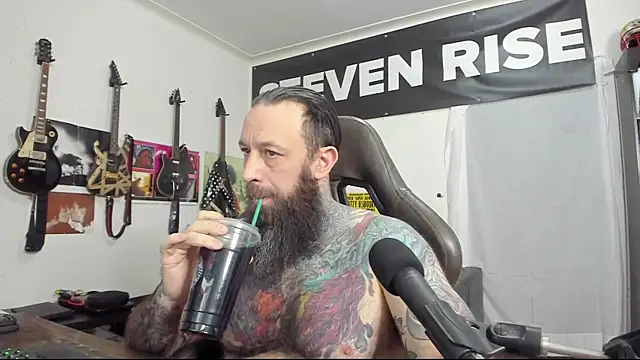 StevenRiseNYC online show from 02-11-25, 01:20