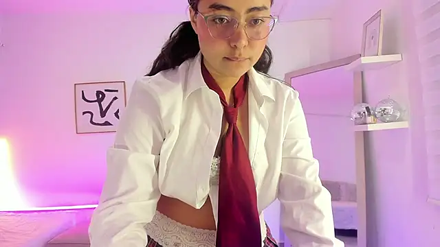  Kim  M online show from 05-11-26, 01:17