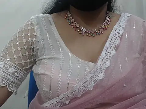 Lovely Siri 23 online show from 02-04-26, 05:57