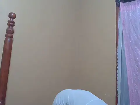 sweetbabra1 online show from 09-23-25, 04:37