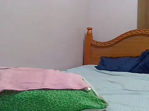 sweet-fancy online show from 02-12-26, 09:32