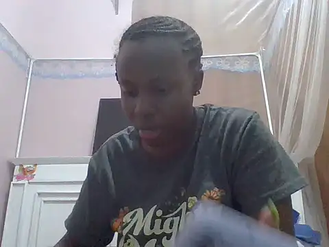 sweet-fancy online show from 07-04-26, 08:42