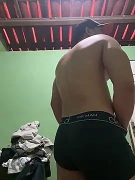 Snapshot of Rejoined_Sugar chatting on 04-28-26, 12:43 Rejoined Sugar online show from 04-28-26, 12:43