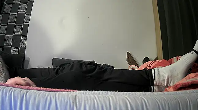 Snapshot of PIercingBoy38 chatting on 02-02-25, 02:17 PIercingBoy38 online show from 02-02-25, 02:17