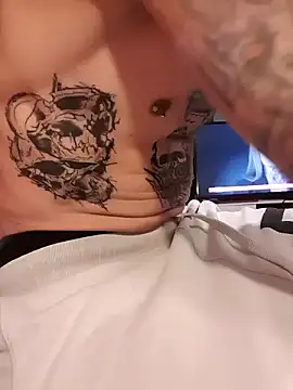 Snapshot of PIercingBoy38 chatting on 02-02-25, 09:56 PIercingBoy38 online show from 02-02-25, 09:56