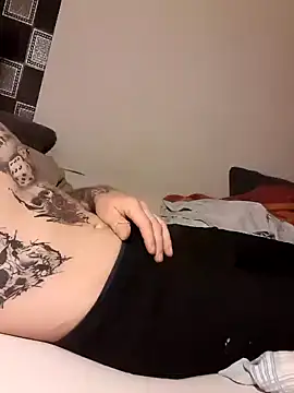 Snapshot of PIercingBoy38 chatting on 02-03-25, 10:11 PIercingBoy38 online show from 02-03-25, 10:11