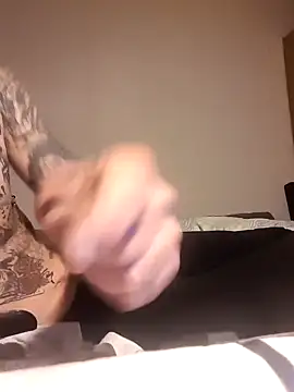 Snapshot of PIercingBoy38 chatting on 02-08-25, 01:32 PIercingBoy38 online show from 02-08-25, 01:32