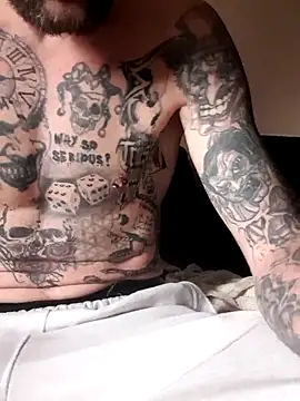 Snapshot of PIercingBoy38 chatting on 02-12-25, 02:10 PIercingBoy38 online show from 02-12-25, 02:10