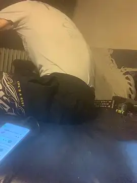 Snapshot of PIercingBoy38 chatting on 02-17-25, 06:48 PIercingBoy38 online show from 02-17-25, 06:48