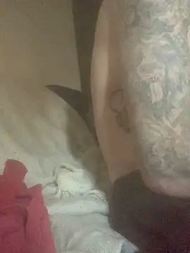 Snapshot of PIercingBoy38 chatting on 03-10-25, 04:14 PIercingBoy38 online show from 03-10-25, 04:14