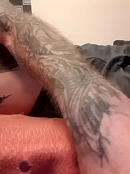 Snapshot of PIercingBoy38 chatting on 03-11-25, 08:53 PIercingBoy38 online show from 03-11-25, 08:53