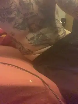 Snapshot of PIercingBoy38 chatting on 03-18-25, 08:26 PIercingBoy38 online show from 03-18-25, 08:26