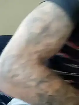 Snapshot of PIercingBoy38 chatting on 09-25-25, 03:16 PIercingBoy38 online show from 09-25-25, 03:16