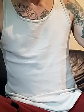 Snapshot of PIercingBoy38 chatting on 10-07-25, 01:41 PIercingBoy38 online show from 10-07-25, 01:41