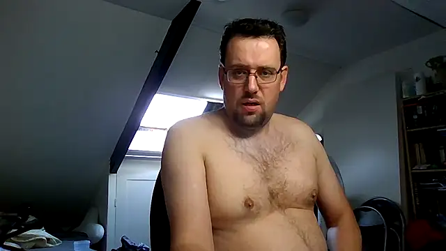 Snapshot of rdewaard81 chatting on 11-07-25, 10:37 rdewaard81 online show from 11-07-25, 10:37