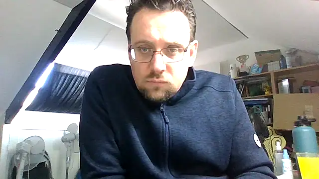 rdewaard81 online show from 02-04-26, 12:33