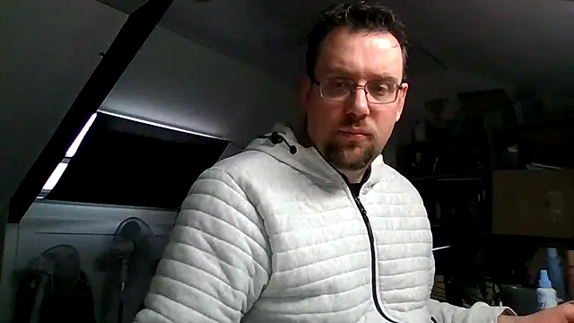 rdewaard81 online show from 02-06-26, 08:18