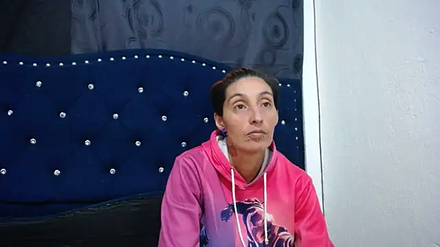 Snapshot of anyu1306 chatting on 01-18-25, 11:21 anyu1306 online show from 01-18-25, 11:21