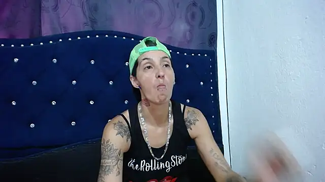 Snapshot of anyu1306 chatting on 03-13-25, 07:06 anyu1306 online show from 03-13-25, 07:06