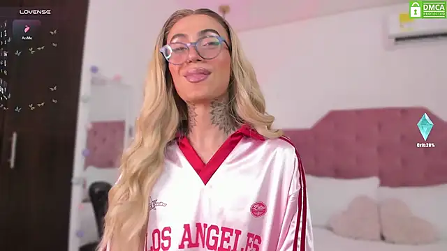 Miss sagitario online show from 03-10-25, 12:04