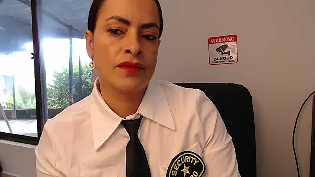 Snapshot of susana07 chatting on 03-12-26, 12:00 susana07 online show from 03-12-26, 12:00