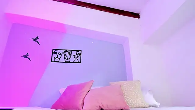 Laura Torres18 online show from 02-13-25, 08:45