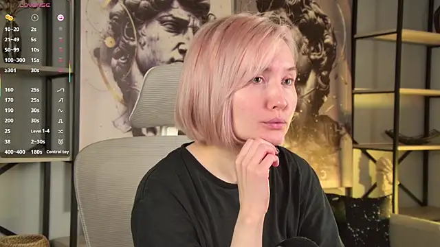 ReiYosimoto online show from 11-21-25, 03:33