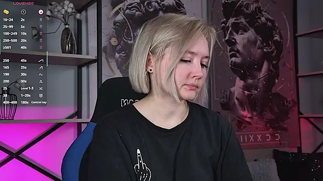 ReiYosimoto online show from 03-07-26, 02:36