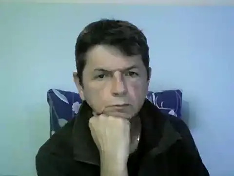Snapshot of czarek888 chatting on 10-05-25, 04:49 czarek888 online show from 10-05-25, 04:49