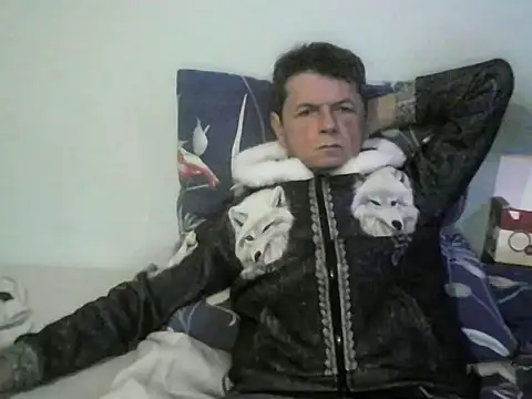 Snapshot of czarek888 chatting on 01-17-26, 06:33 czarek888 online show from 01-17-26, 06:33