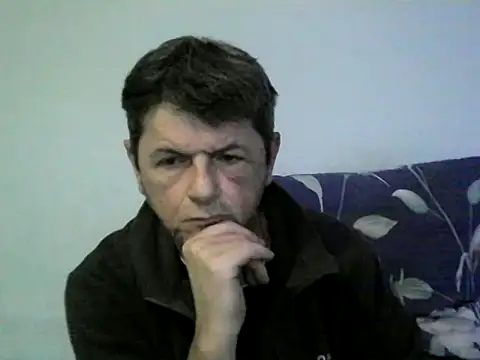 Snapshot of czarek888 chatting on 02-14-26, 08:05 czarek888 online show from 02-14-26, 08:05