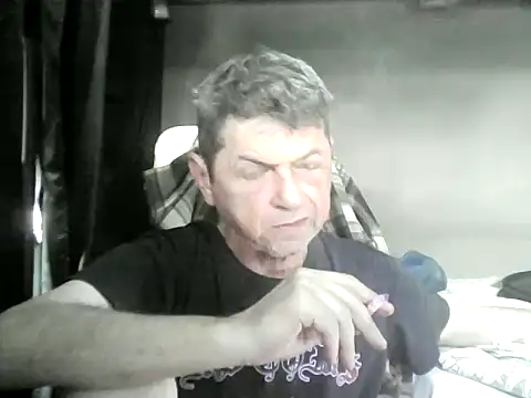 Snapshot of czarek888 chatting on 03-22-26, 10:18 czarek888 online show from 03-22-26, 10:18