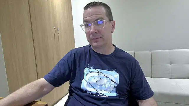 Snapshot of BrettJ81 chatting on 03-31-26, 05:13 BrettJ81 online show from 03-31-26, 05:13