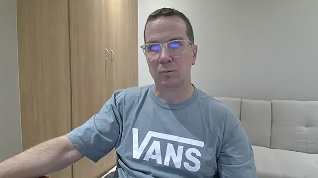 Snapshot of BrettJ81 chatting on 04-21-26, 03:07 BrettJ81 online show from 04-21-26, 03:07
