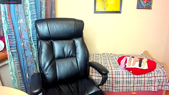 Yummy Kate online show from 02-20-26, 07:32