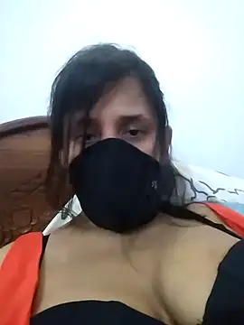 Snapshot of gh_69 chatting on 01-20-25, 10:18 gh 69 online show from 01-20-25, 10:18