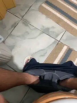 Snapshot of gui6789b chatting on 10-15-25, 02:55 gui6789b online show from 10-15-25, 02:55