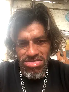 Snapshot of kvr27 chatting on 10-23-25, 12:37 kvr27 online show from 10-23-25, 12:37