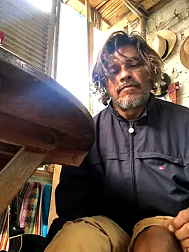 Snapshot of kvr27 chatting on 10-25-25, 12:45 kvr27 online show from 10-25-25, 12:45