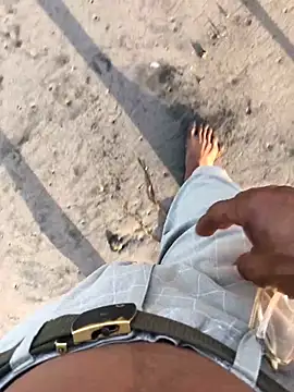 Snapshot of kvr27 chatting on 02-21-26, 12:17 kvr27 online show from 02-21-26, 12:17